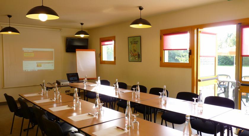 B&B Hotel Angers Parc Expos Verrieres-en-Anjou Екстериор снимка