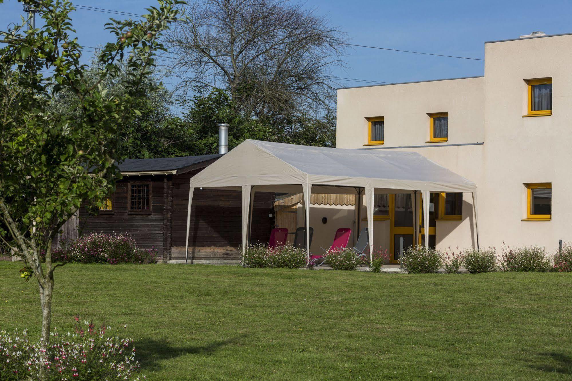 B&B Hotel Angers Parc Expos Verrieres-en-Anjou Екстериор снимка