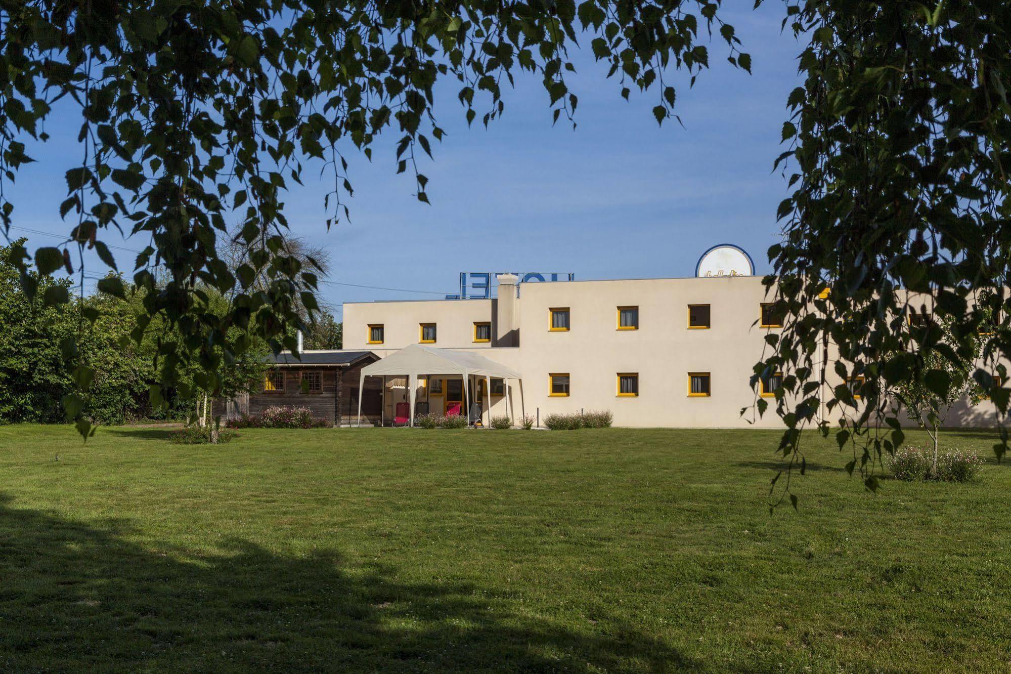 B&B Hotel Angers Parc Expos Verrieres-en-Anjou Екстериор снимка