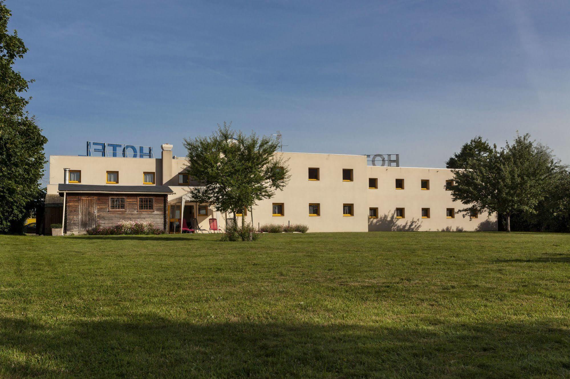 B&B Hotel Angers Parc Expos Verrieres-en-Anjou Екстериор снимка