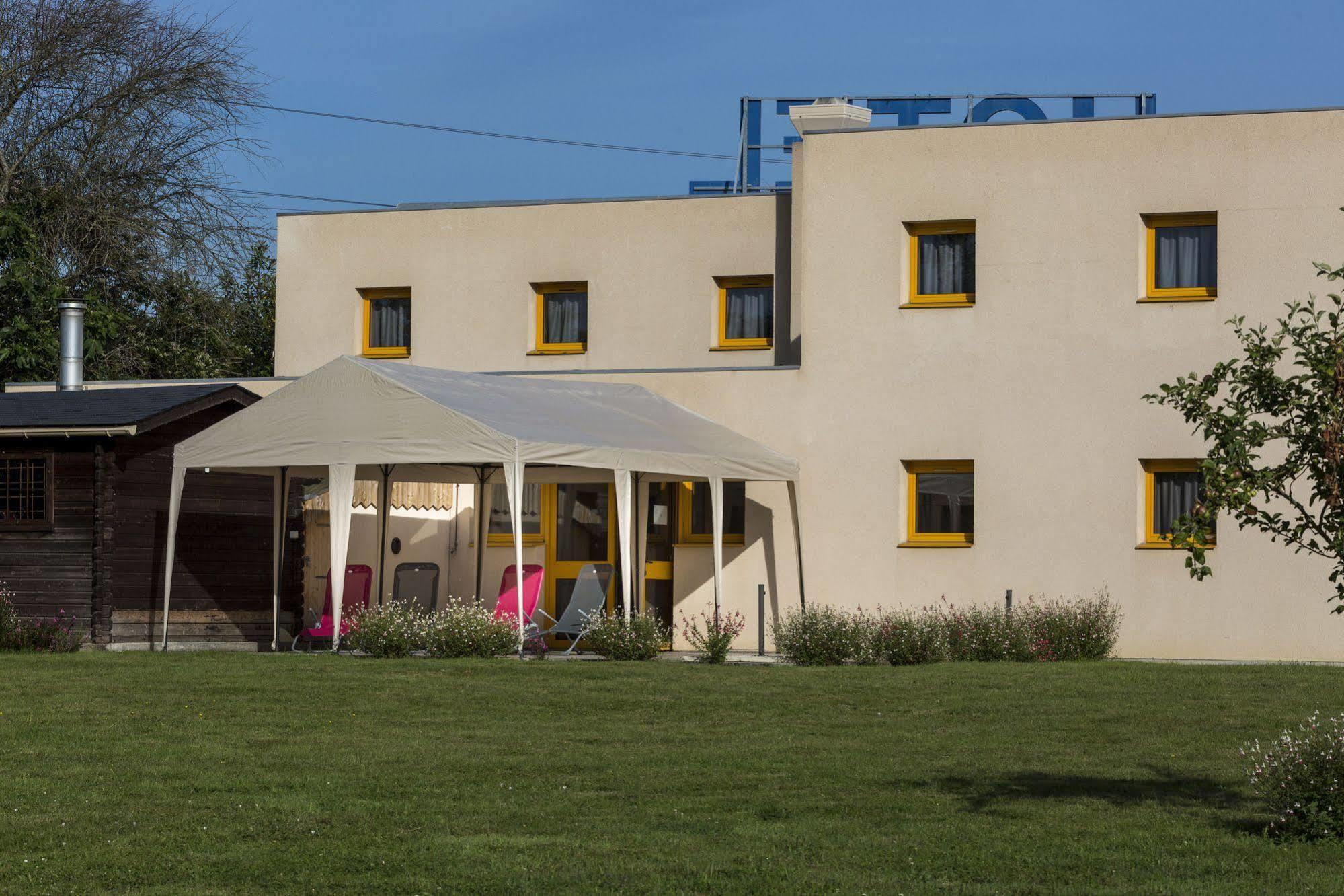 B&B Hotel Angers Parc Expos Verrieres-en-Anjou Екстериор снимка