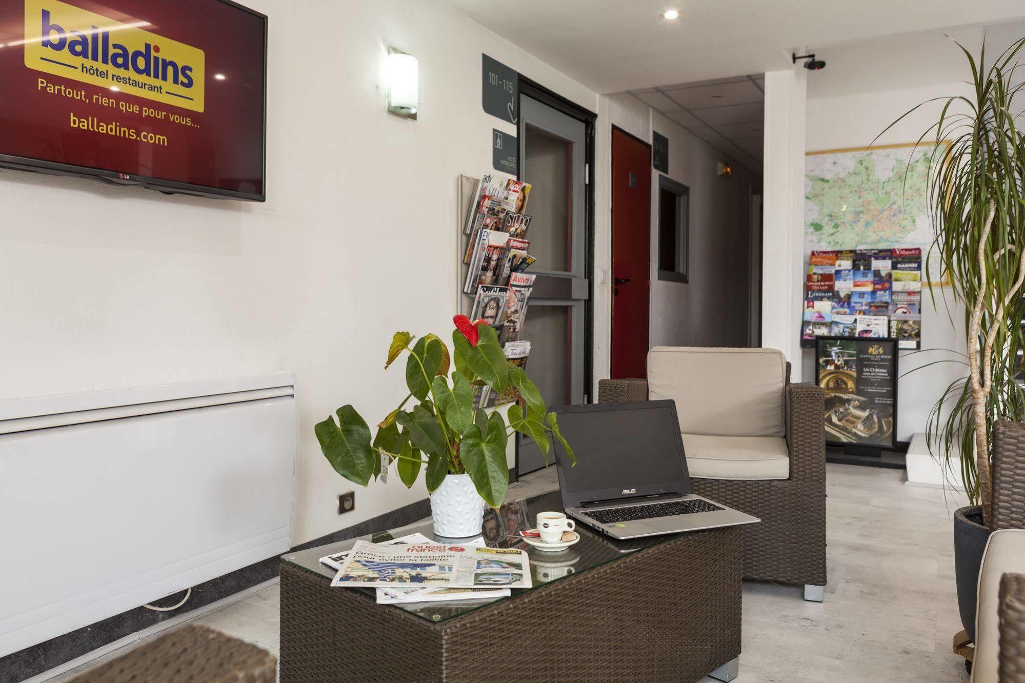 B&B Hotel Angers Parc Expos Verrieres-en-Anjou Екстериор снимка
